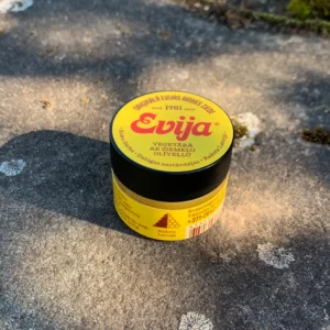 ziede evija veģetārā ar ziemeļu olīveļļu